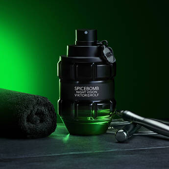 SPICEBOMB Night Vision by Viktor & Rolf. Men's Eau de Toilette. 3.4FL OZ